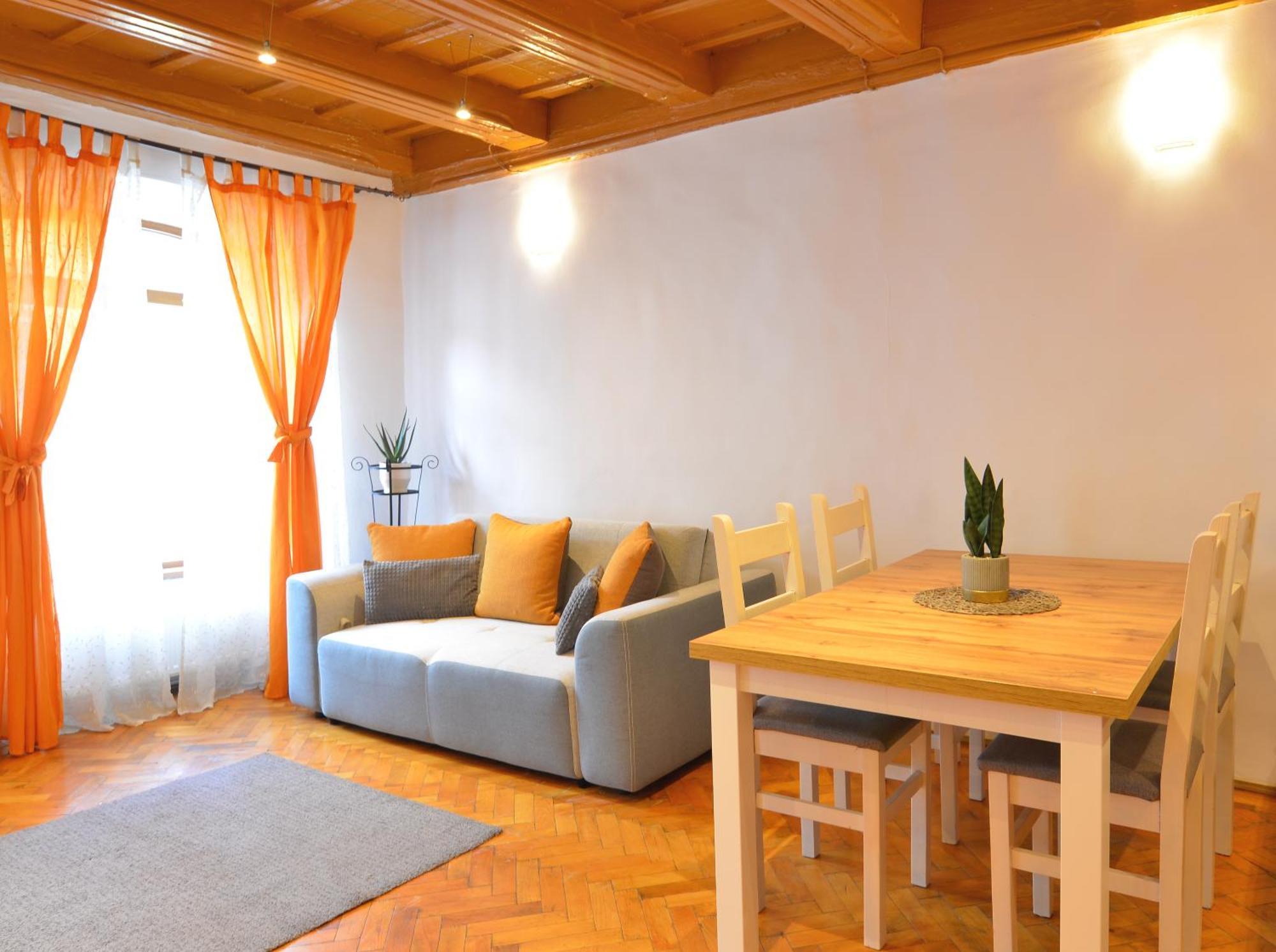 Charming Apartment - Heart Of Brasov Poarta Schei Exteriör bild
